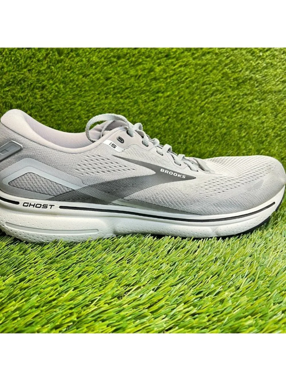Brooks Ghost 15 Mens Size 12.5 Gray Athletic Running Walking Shoes Sneakers